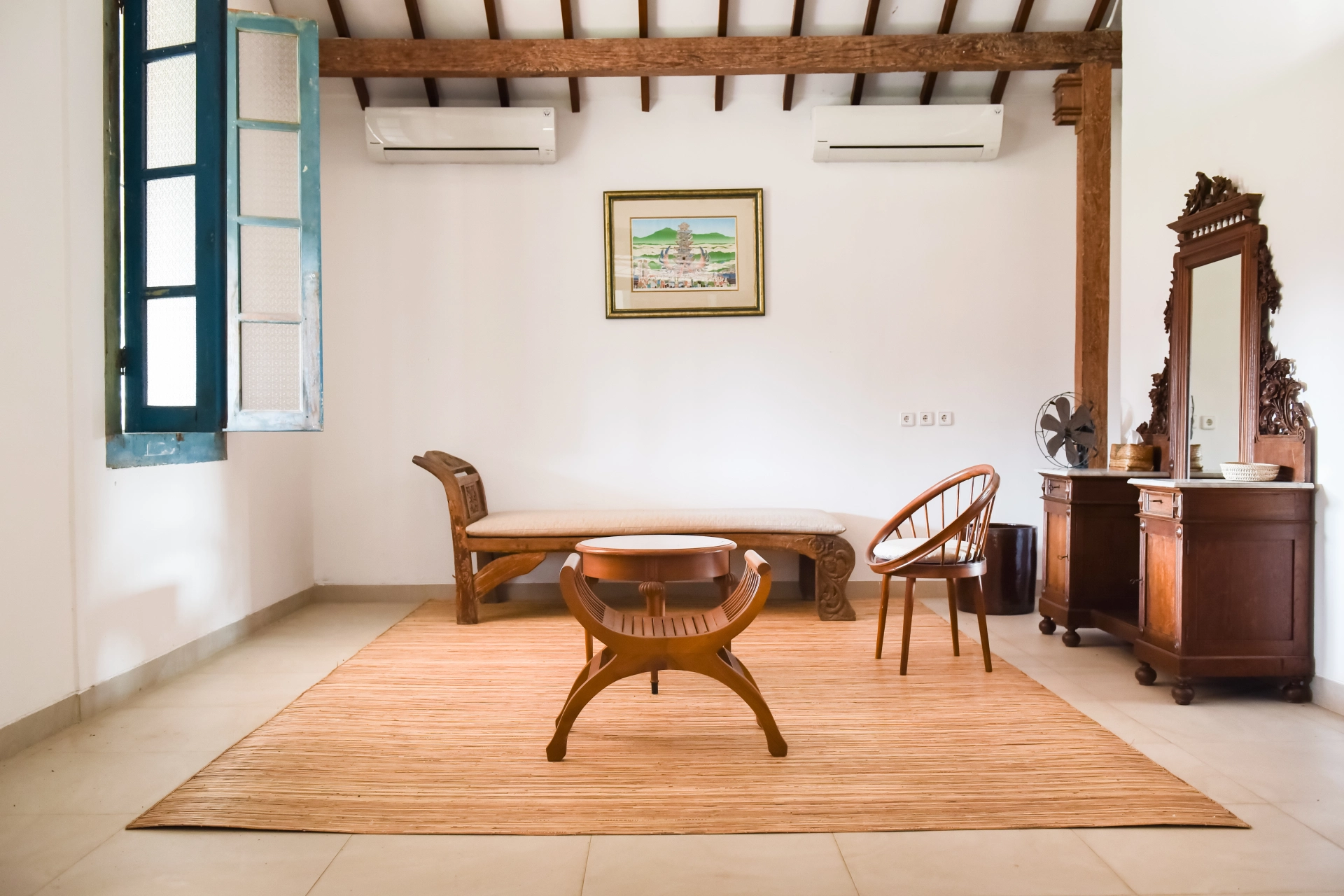 Villa Jepun Inside